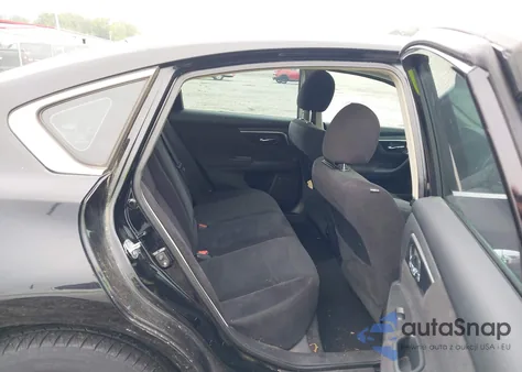 2013 Nissan Altima 2.5 S z USA, uszkodzony, nr VIN 1N4AL3AP9DC123959